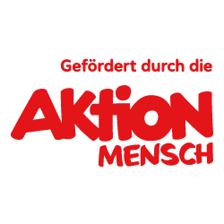 Gefördert durch die Aktion Mensch Das Logo von Aktion Mensch zeigt einen roten Schriftzug auf dem „Aktion Mensch” steht.
